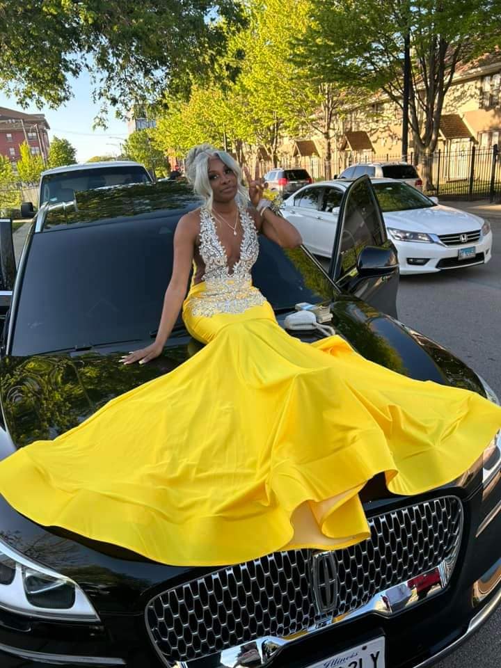 Prom 2024 Gallery Image 25
